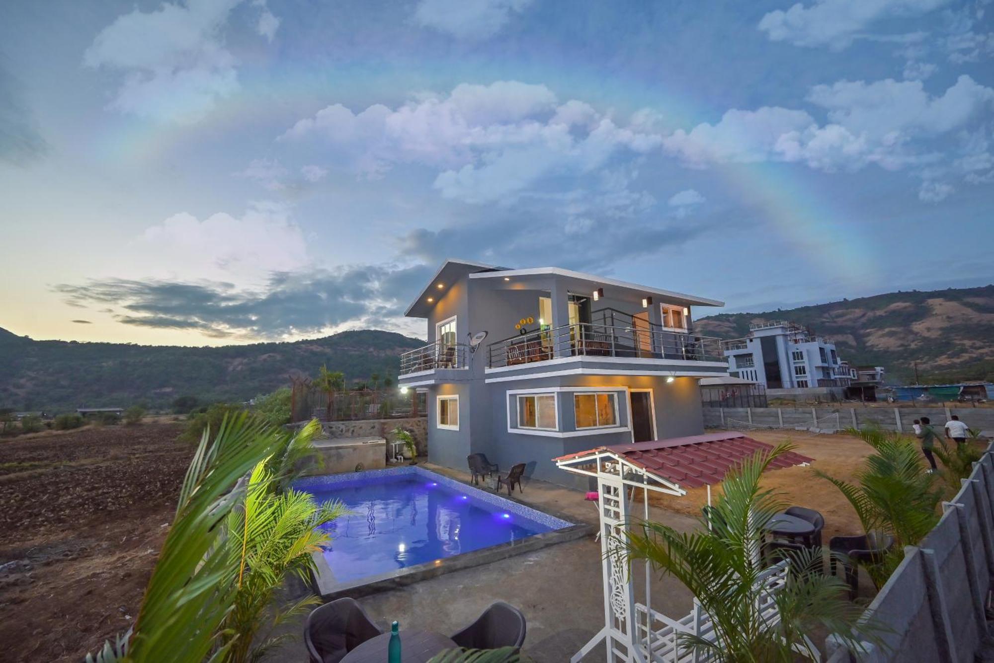 Empyrean Stay II Mirage Villa II Ac II 4Bhk II Largest Pool In Lonavala Li Экстерьер фото